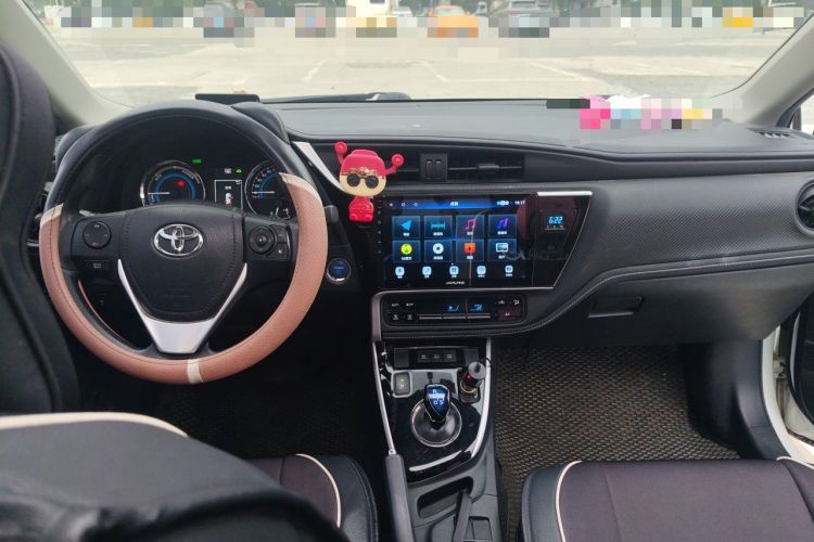 Used Toyota Levin 2017 Revised Dual-Engine 1.8H GS E-CVT Elite Sunroof Version China V Standard Center Console