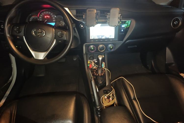 Used Toyota Levin 2017 Revised 185T CVT Elite Edition China V Standard Center Console