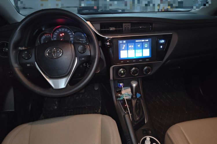 Used Toyota Levin 2017 Revised 185T CVT Elite Edition China V Standard Center Console