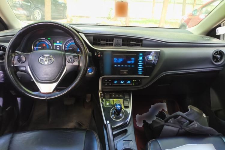 Used Toyota Levin 2017 Revised Dual-Engine 1.8H GS E-CVT Elite Sunroof Version China V Standard Center Console