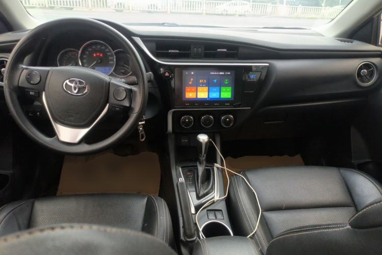 Used Toyota Levin 2017 Revised 185T CVT Elite Edition China V Standard Center Console