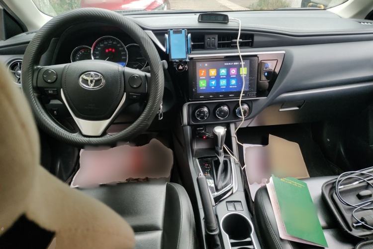 Used Toyota Levin 2017 Revised 185T CVT Elite Edition China V Standard Center Console