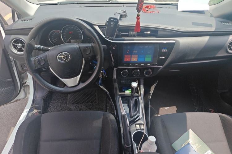 Used Toyota Levin 2017 Revised 185T CVT Elite Edition China V Standard Center Console