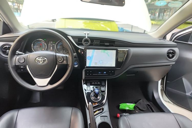 Used Toyota Levin 2017 Revised Dual-Engine 1.8H GS E-CVT Elite Sunroof Version China V Standard Center Console