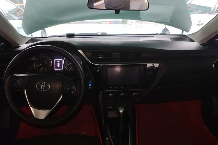 Used Toyota Levin 2017 Revised Version 1.8 GS-L CVT Leading Edition China V Standard Center Console