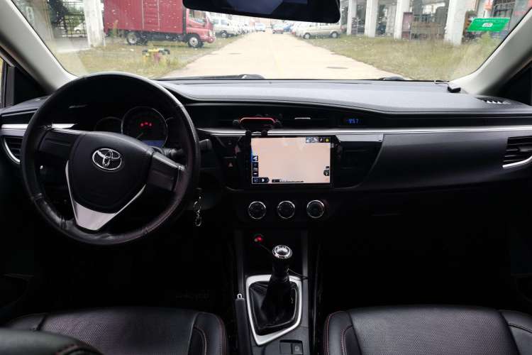 Used Toyota Levin 2017 1.2T G Manual Elite Edition Center Console