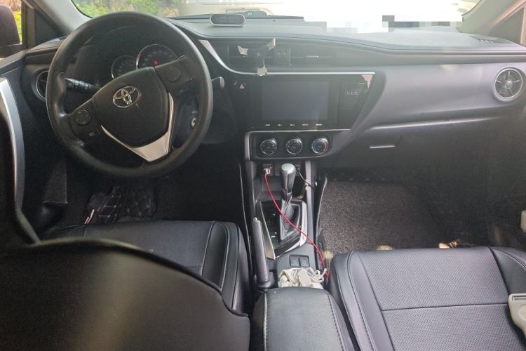 Used Toyota Levin 2017 Revised 185T CVT Elite Edition China V Standard Center Console
