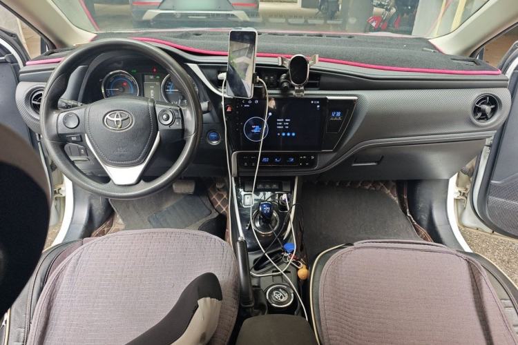 Used Toyota Levin 2017 Revised Dual-Engine 1.8H GS E-CVT Elite Sunroof Version China V Standard Center Console