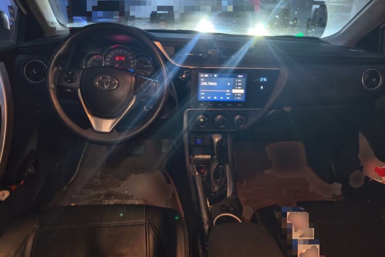 Used Toyota Levin 2017 Revised 185T CVT Elite Edition China V Standard Center Console