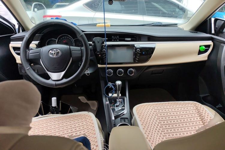 Used Toyota Levin 2017 1.2T G CVT Elite Edition Center Console