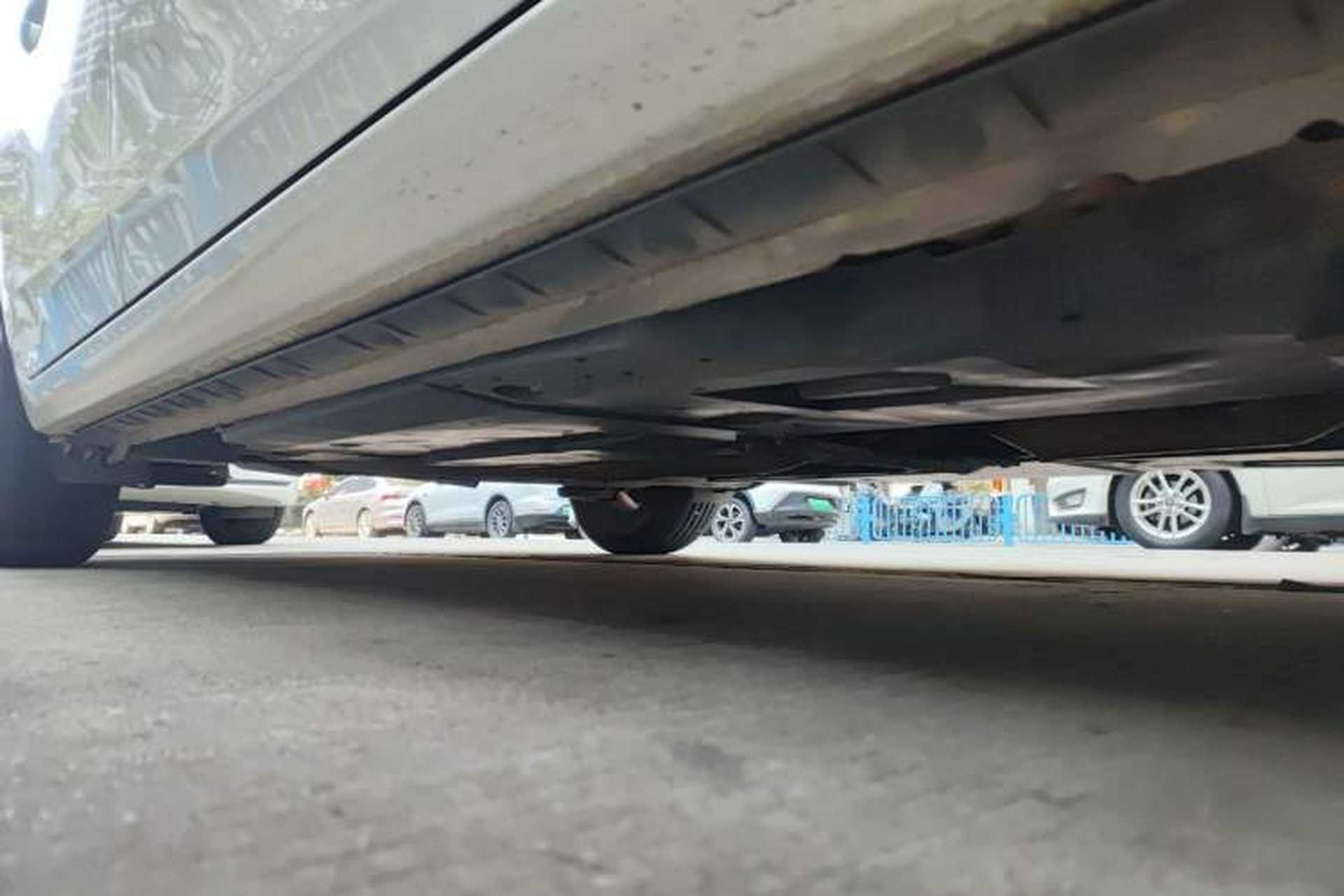 Used Toyota Levin 2017 Revised Dual-Engine 1.8H GS E-CVT Elite Sunroof Version China V Standard Chassis Front Right