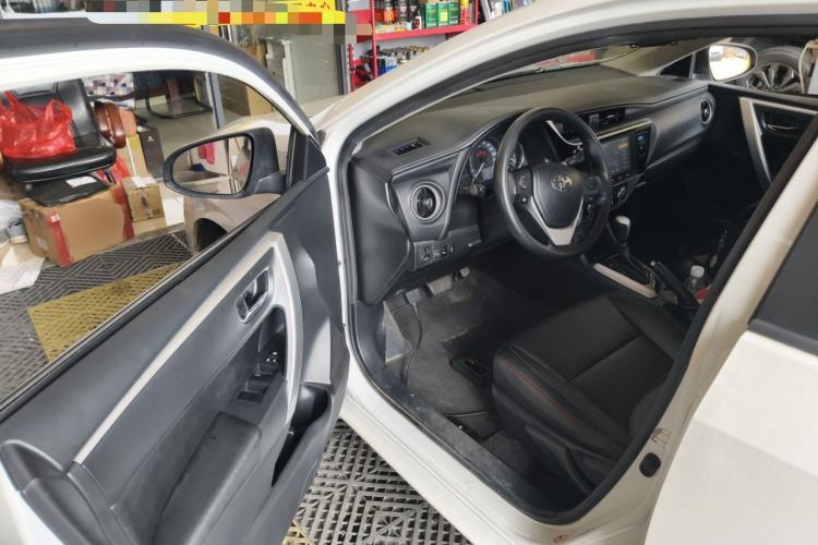 Used Toyota Levin 2017 Revised 185T CVT Elite Edition China V Standard Driver Seat