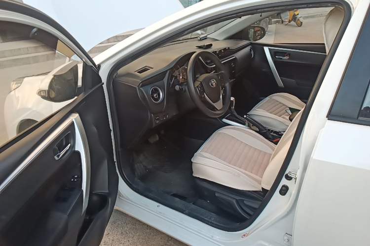 Used Toyota Levin 2017 Revised 185T CVT Elite Edition China V Standard Driver Seat