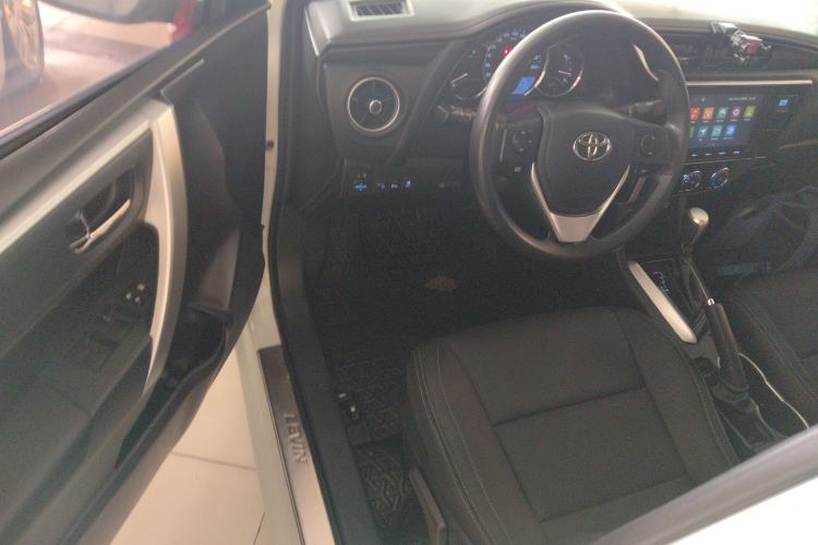 Used Toyota Levin 2017 Revised 185T CVT Elite Edition China V Standard Driver Seat