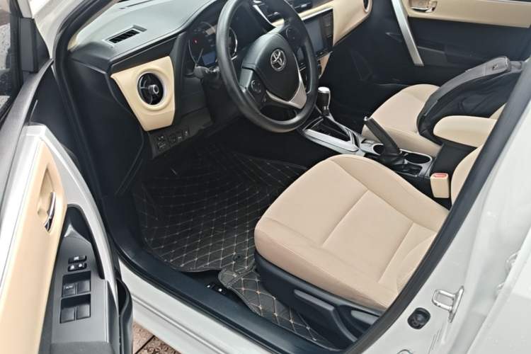 Used Toyota Levin 2017 Revised 185T CVT Elite Edition China V Standard Driver Seat