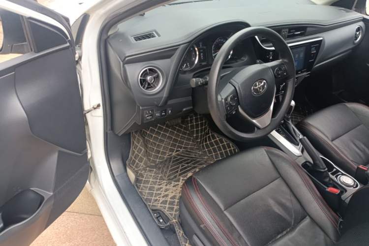 Used Toyota Levin 2017 Revised 1.8 GS CVT Elite Edition China V Standard Driver Seat