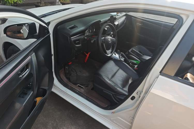 Used Toyota Levin 2017 1.2T V CVT Luxury Edition Driver Seat