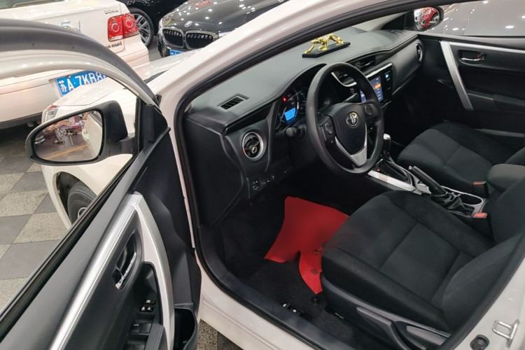 Used Toyota Levin 2017 Revised 185T CVT Elite Edition China V Standard Driver Seat