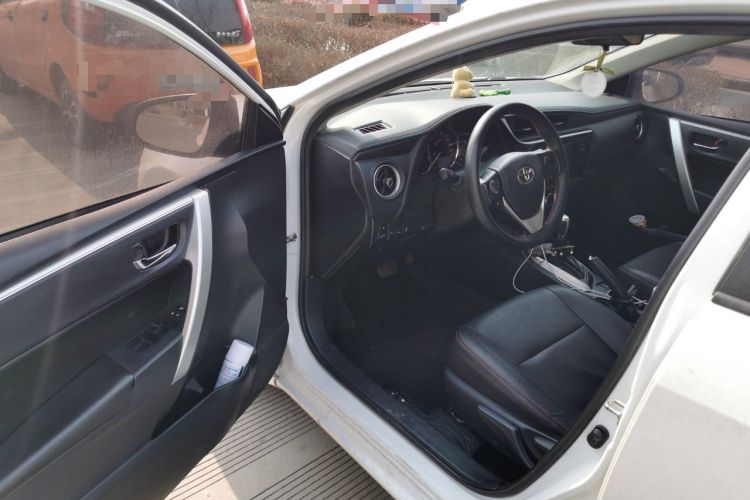 Used Toyota Levin 2017 Revised Version 185T CVT Elite Edition China VI Standard Driver Seat