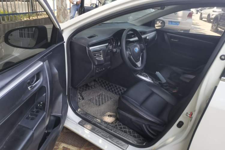 Used Toyota Levin 2017 1.2T V CVT Luxury Edition Driver Seat