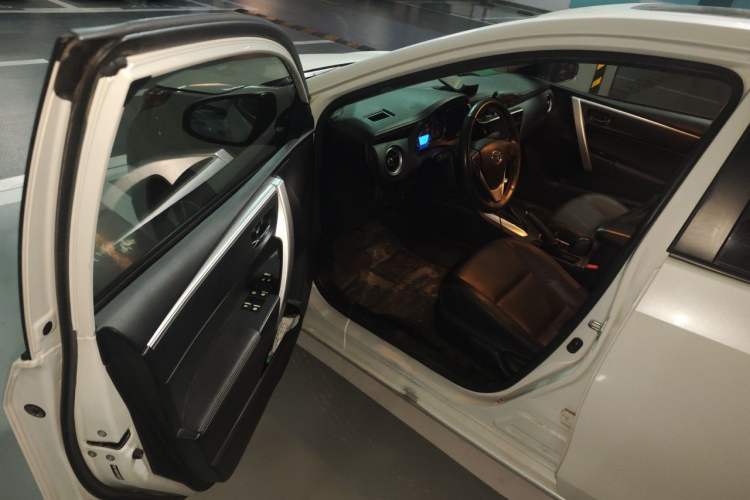 Used Toyota Levin 2017 Revised 185T CVT Leading Edition China V Standard Driver Seat