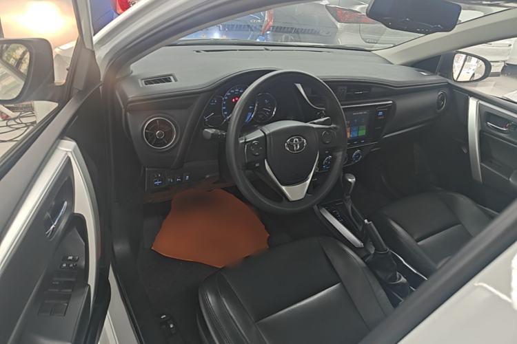 Used Toyota Levin 2017 Revised 185T CVT Elite Edition China V Standard Driver Seat