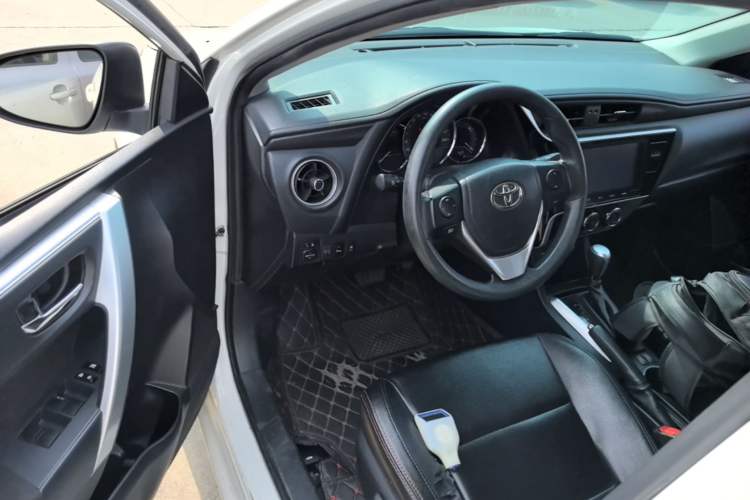 Used Toyota Levin 2017 Revised 185T CVT Elite Edition China V Standard Driver Seat