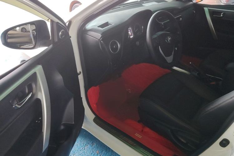 Used Toyota Levin 2017 Revised Version 1.8 GS-L CVT Leading Edition China V Standard Driver Seat