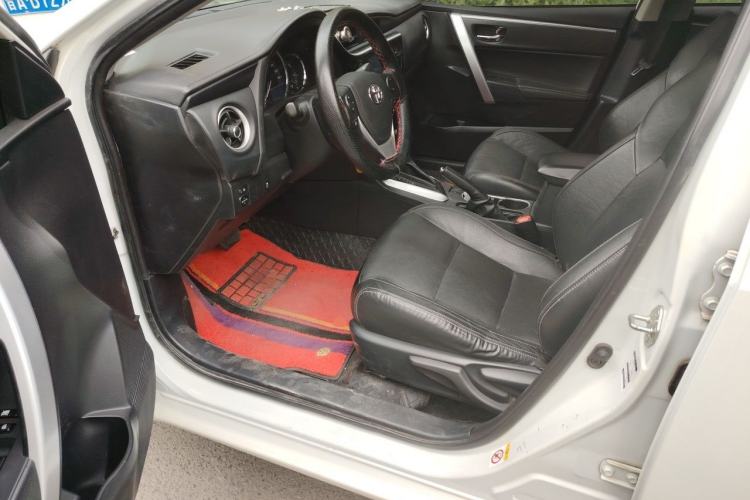 Used Toyota Levin 2017 Revised 185T CVT Leading Edition China V Standard Driver Seat