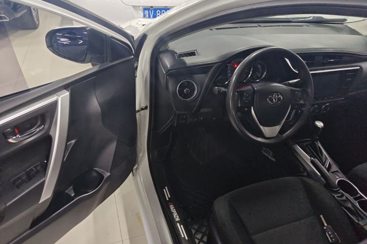 Used Toyota Levin 2017 Revised 185T CVT Elite Edition China V Standard Driver Seat