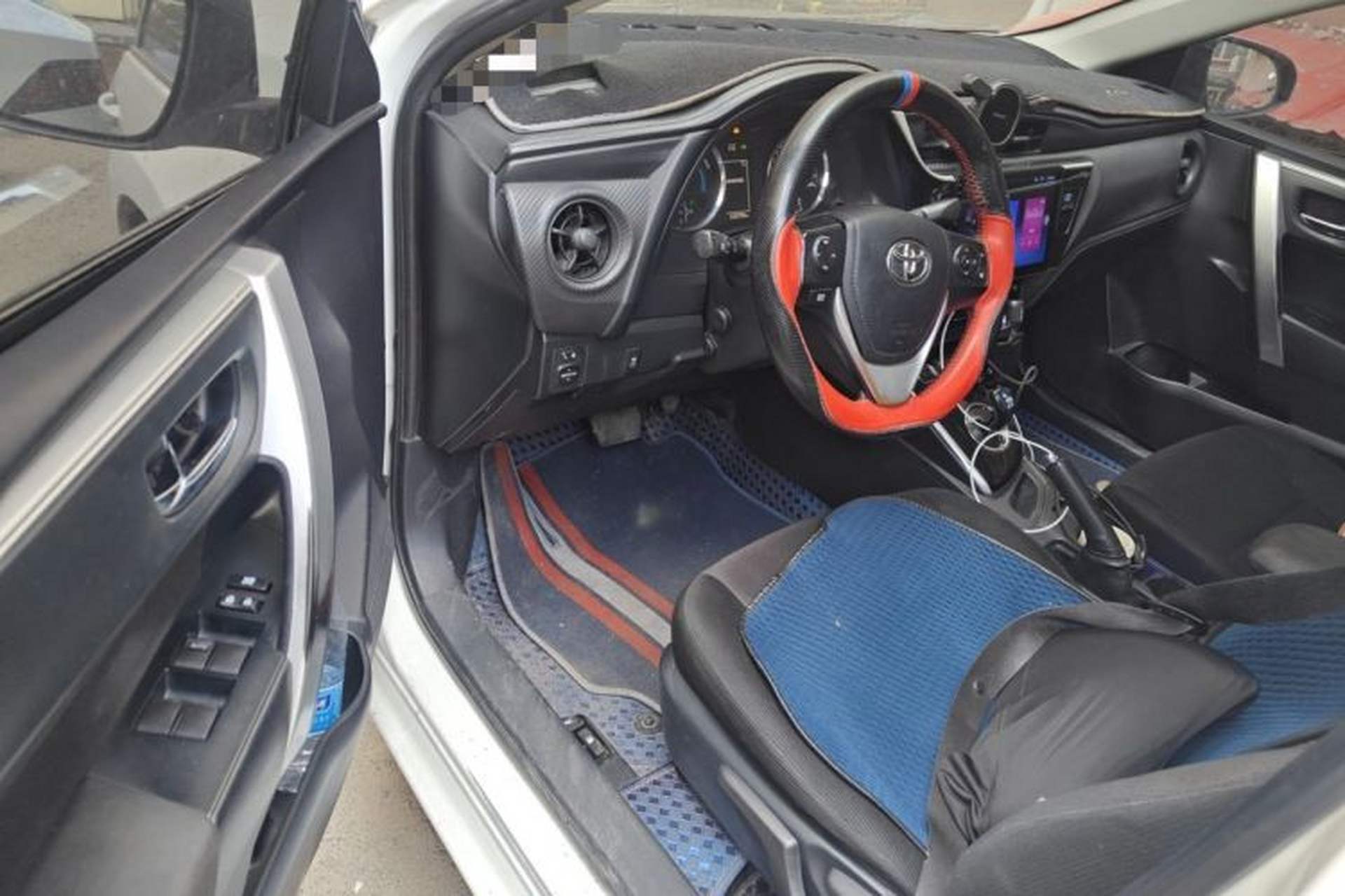 Used Toyota Levin 2017 Revised Dual-Engine 1.8H GS E-CVT Elite Sunroof Version China V Standard Driver Seat