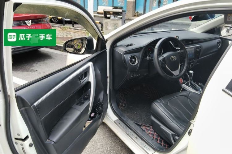 Used Toyota Levin 2017 Revised 185T CVT Elite Edition China V Standard Driver Seat