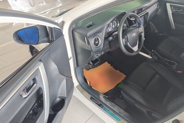 Used Toyota Levin 2017 Revised 185T CVT Elite Edition China V Standard Driver Seat