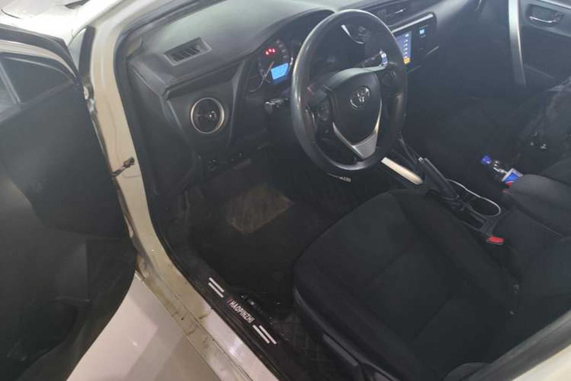 Used Toyota Levin 2017 Revised 185T CVT Elite Edition China V Standard Driver Seat