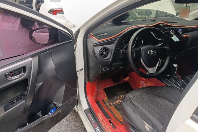Used Toyota Levin 2017 Revised Version 185T CVT New Sharp Edition China V Standard Driver Seat