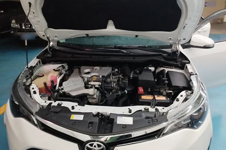 Used Toyota Levin 2017 Revised 185T CVT Elite Edition China V Standard Engine Bay
