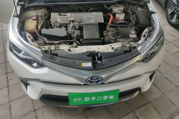 Used Toyota Levin 2017 Revised Dual-Engine 1.8H GS E-CVT Elite Sunroof Version China V Standard Engine Bay