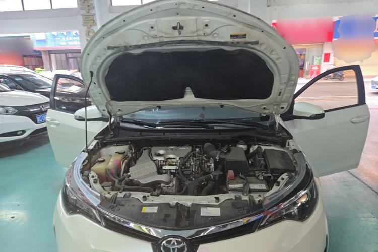 Used Toyota Levin 2017 Revised 185T CVT Elite Edition China V Standard Engine Bay
