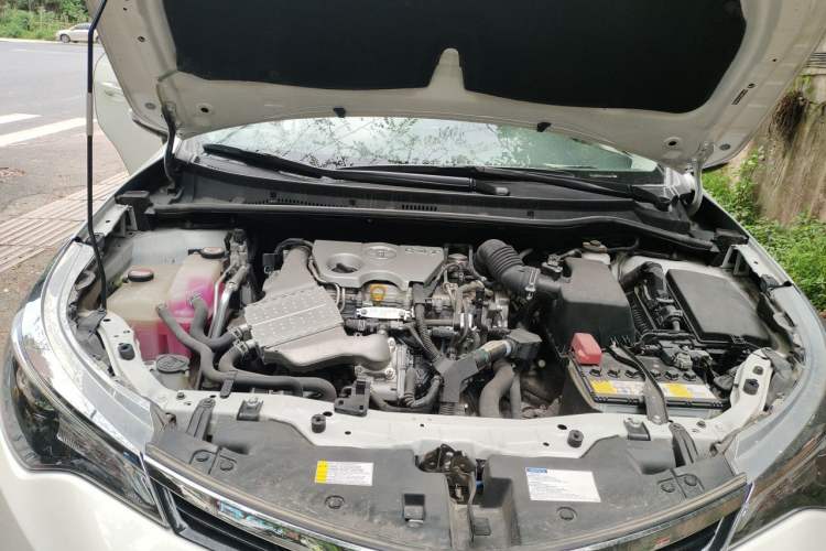Used Toyota Levin 2017 Revised 185T CVT Elite Edition China V Standard Engine Bay