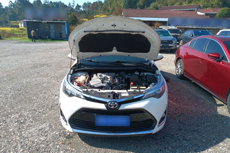 Used Toyota Levin 2017 Revised 185T CVT Elite Edition China V Standard Engine Bay