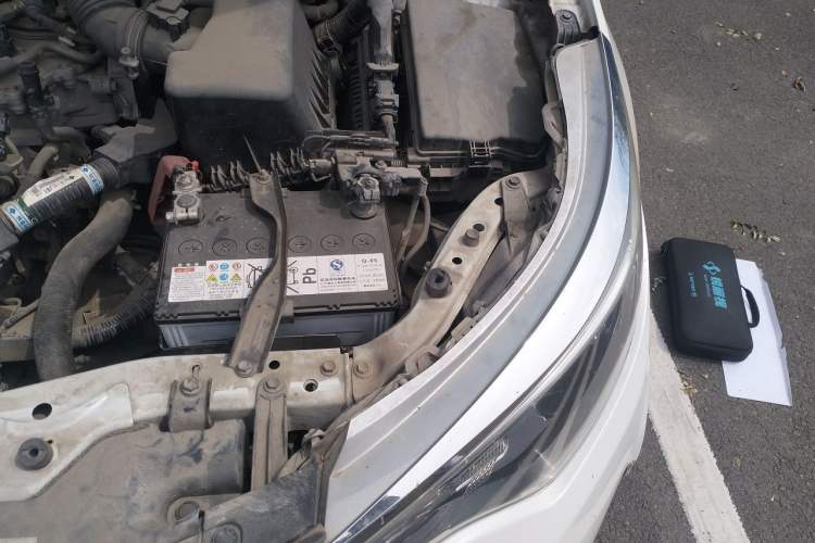 Used Toyota Levin 2017 Revised 185T Manual New Edition China V Standard Engine Bay Left