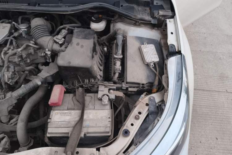 Used Toyota Levin 2017 Revised Version 185T CVT Elite Edition China VI Standard Engine Bay Left