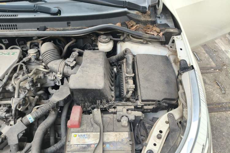 Used Toyota Levin 2017 Revised Version 185T CVT Elite Edition China VI Standard Engine Bay Left
