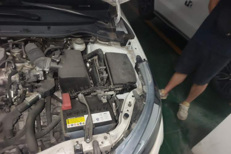 Used Toyota Levin 2017 Revised Version 185T CVT Elite Edition China VI Standard Engine Bay Left