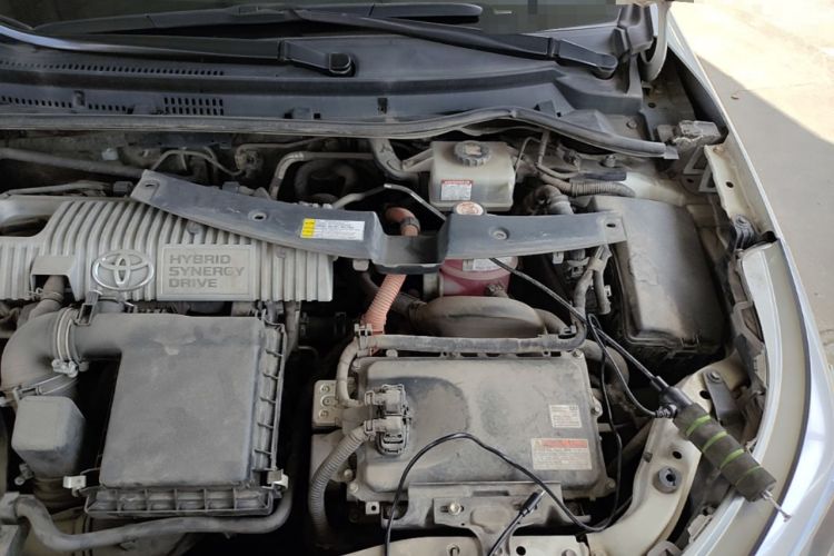 Used Toyota Levin 2017 Revised Dual-Engine 1.8H GS E-CVT Elite Sunroof Version China V Standard Engine Bay Left