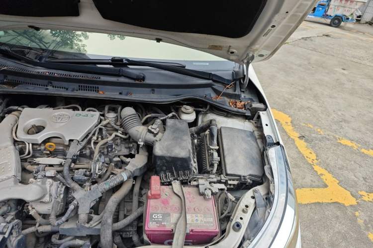 Used Toyota Levin 2017 Revised Version 185T CVT Elite Edition China VI Standard Engine Bay Left
