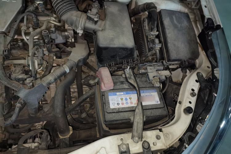 Used Toyota Levin 2017 Revised Version 185T CVT Elite Edition China VI Standard Engine Bay Left