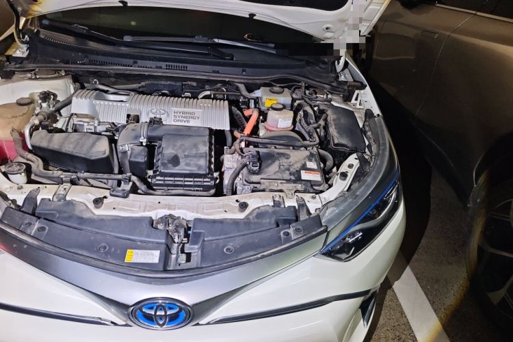 Used Toyota Levin 2017 Revised Dual-Engine 1.8H GS E-CVT Elite Sunroof Version China V Standard Engine Bay Left