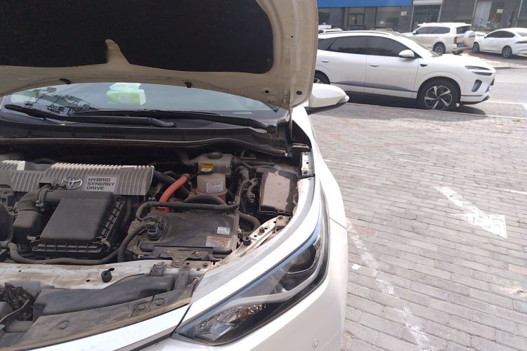 Used Toyota Levin 2017 Revised Dual-Engine 1.8H GS E-CVT Elite Sunroof Version China V Standard Engine Bay Left