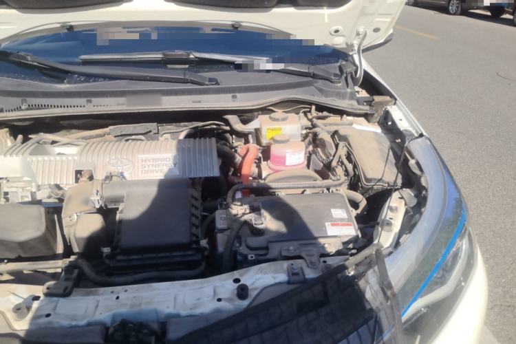 Used Toyota Levin 2017 Revised Dual-Engine 1.8H GS E-CVT Elite Sunroof Version China V Standard Engine Bay Left